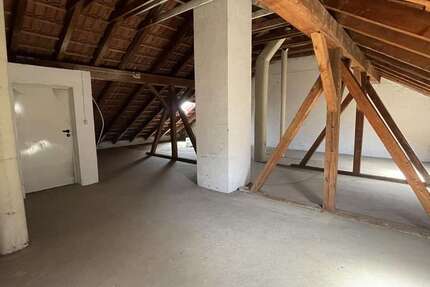 Wohnung zum Kaufen in Nürnberg 120.000 € 100 m² 2 zimmer