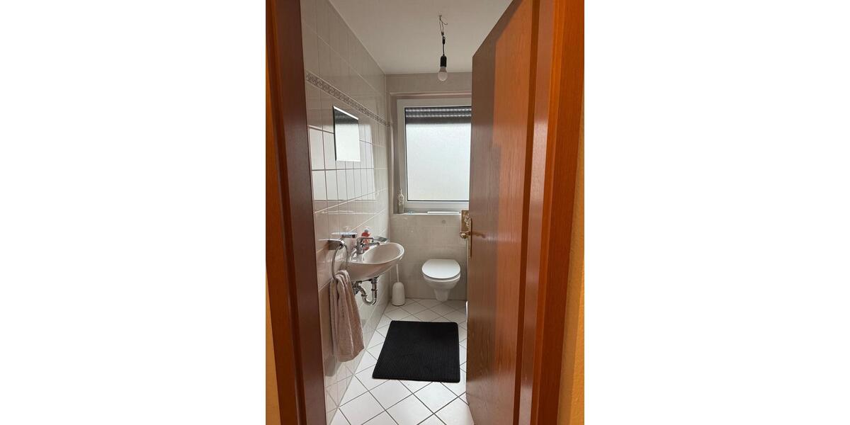 Etagenwohnung Zirndorf - 3 Zimmer, 80 m&sup2;, 850&euro; | Angebot:25546034