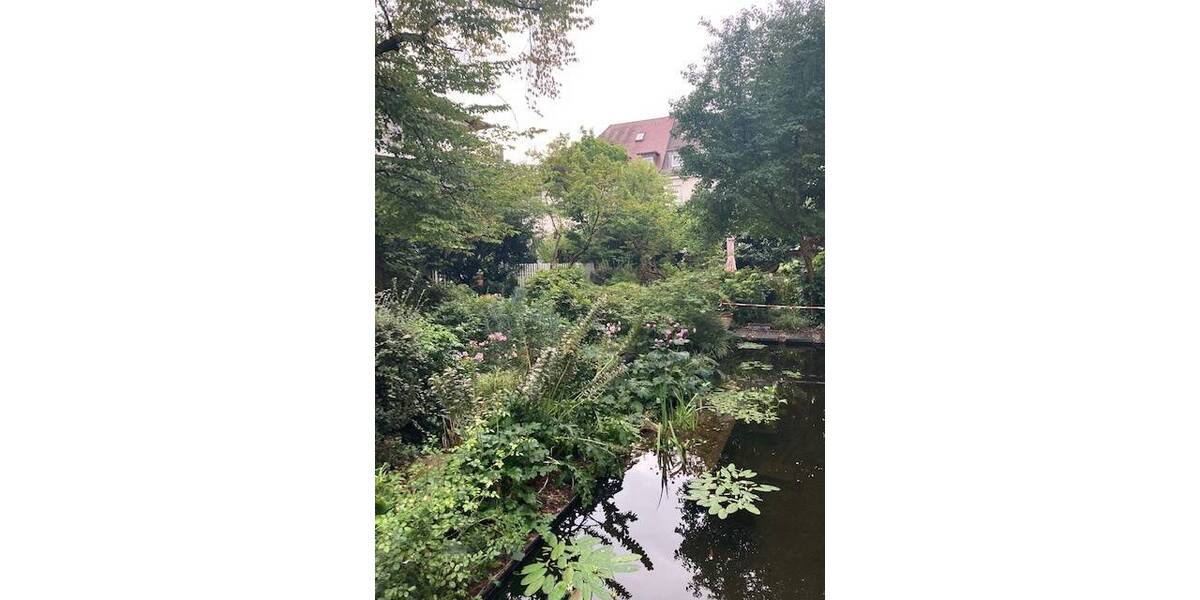 Etagenwohnung Nürnberg Gleißhammer - 4 Zimmer, 208 m&sup2;, 2.200&euro; | Angebot:26502648