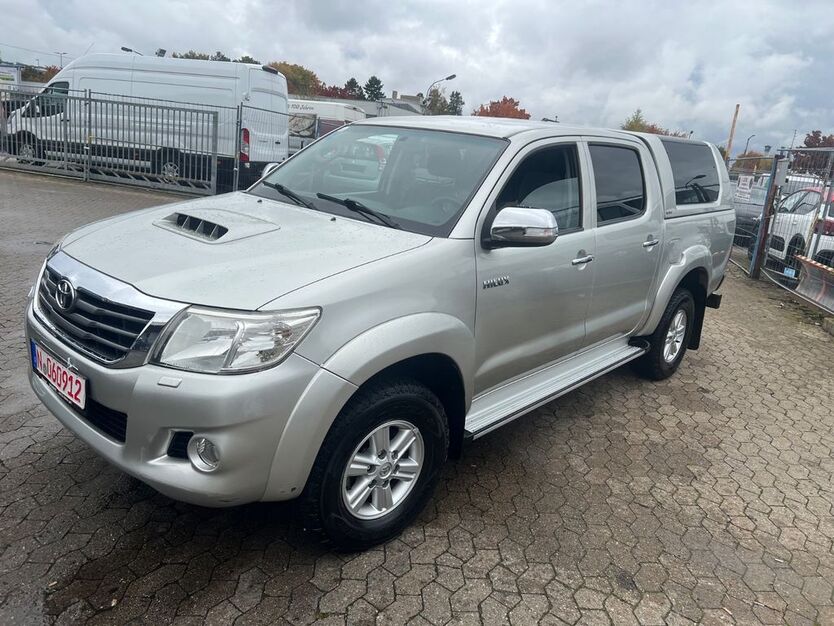 Toyota Hilux 230.000 km 14.999 € Nürnberg 90431