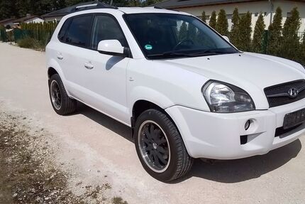Hyundai TUCSON 82.400 km 5.300 &euro; Schwanstetten 90596