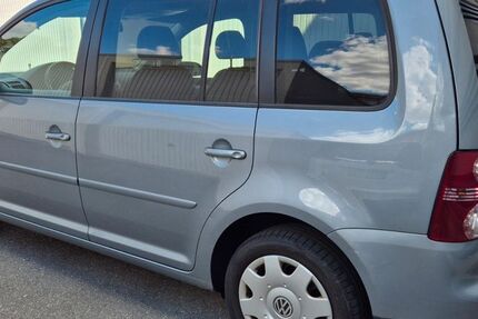 VW Touran 295.302 km 2.900 € nürnberg 90482