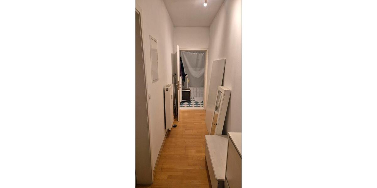 Dachgeschoßwohnung Erlangen Am Anger - 2.5 Zimmer, 30 m&sup2;, 480&euro; | Angebot:27576769