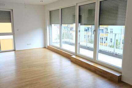 Wohnung zum Mieten in Nürnberg 1.150 € 79 m² 3 zimmer