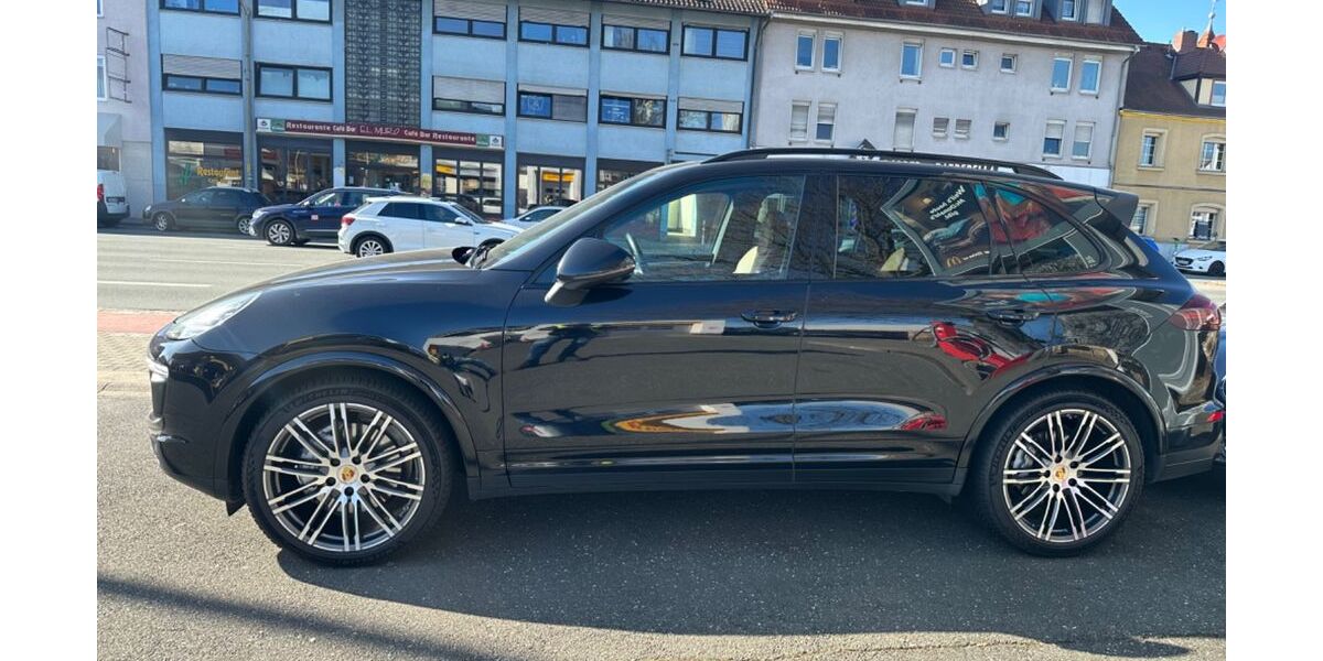 Porsche Cayenne 246.000 km 31.000 &euro; Nürnberg 90451
