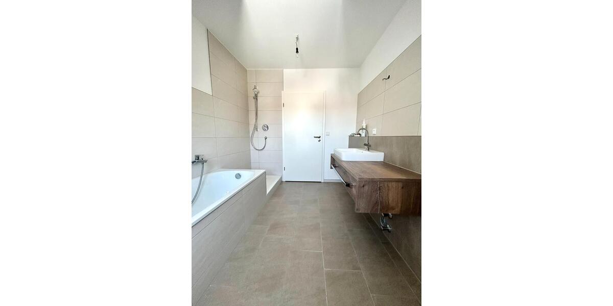 Dachgeschoßwohnung Fürth Bislohe - 3.5 Zimmer, 99 m&sup2;, 1.335&euro; | Angebot:26600559