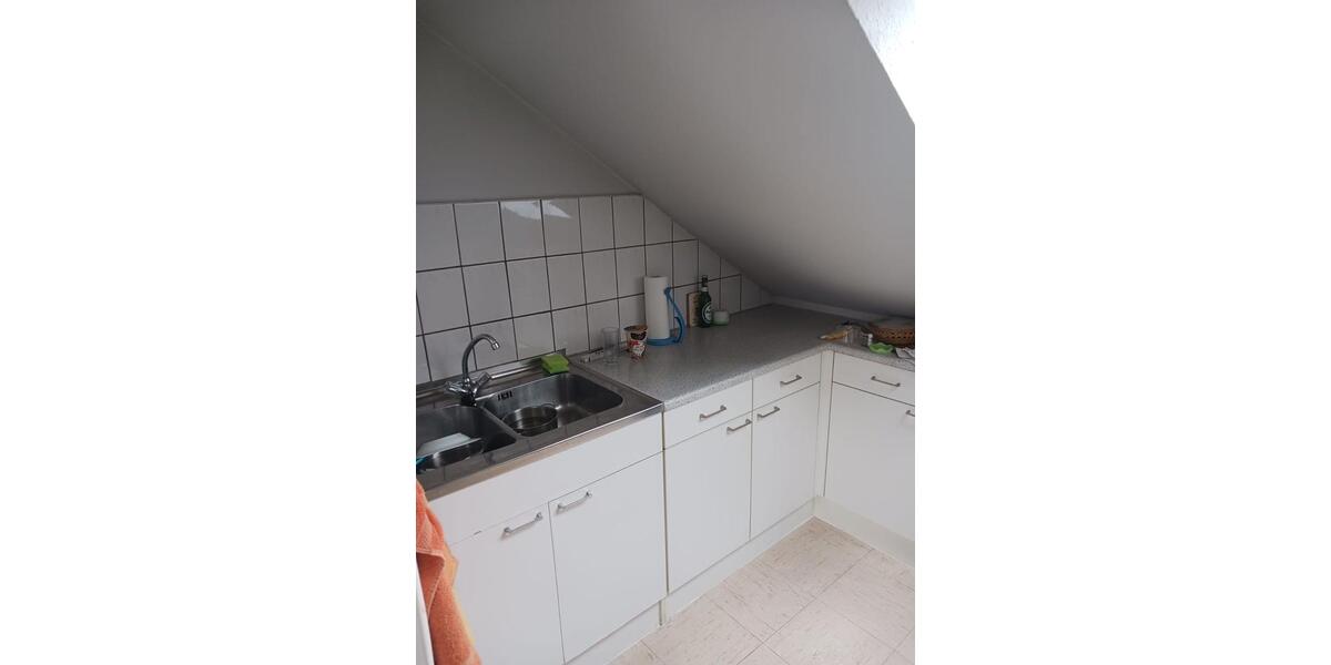 Dachgeschoßwohnung Roth - 2 Zimmer, 60 m&sup2;, 600&euro; | Angebot:26400490