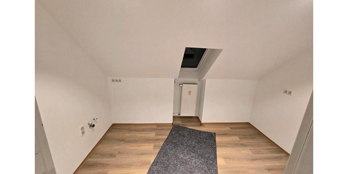 Dachgeschoßwohnung Nürnberg Katzwang - 2 Zimmer, 62 m&sup2;, 835&euro; | Angebot:25759687