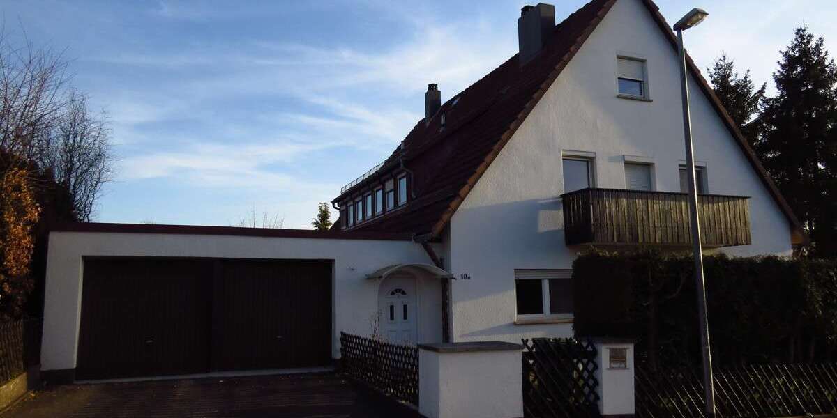 Einfamilienhaus Lauf an der Pegnitz - 8 Zimmer, 201 m&sup2;, 689.000&euro; | Angebot:25804601