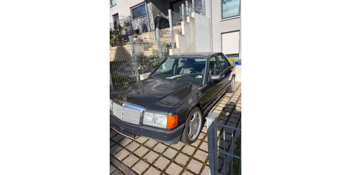 Mercedes-Benz 190 116.000 km 10.500 &euro; Forchheim 91301