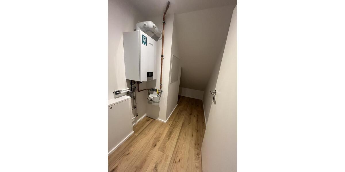 Dachgeschoßwohnung Nürnberg Gibitzenhof - 3 Zimmer, 58 m&sup2;, 960&euro; | Angebot:25652560