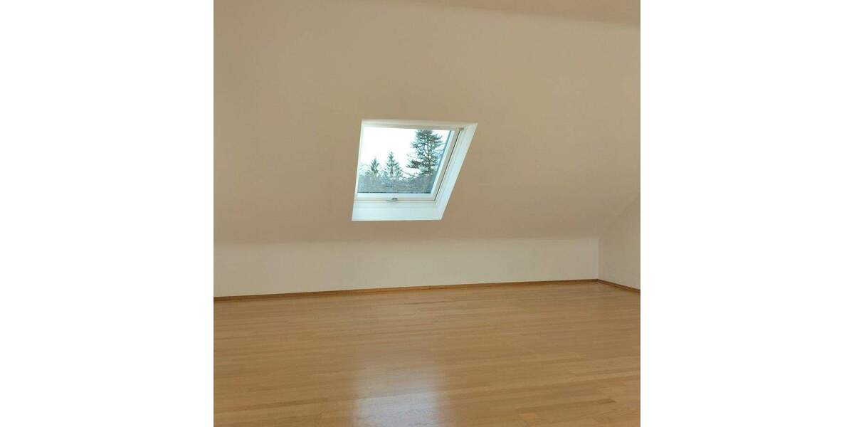 Etagenwohnung Hersbruck Altensittenbach - 3 Zimmer, 111 m&sup2;, 1.110&euro; | Angebot:25706193