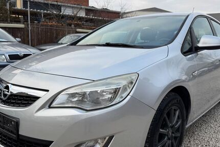 Opel Astra 115.000 km 4.690 &euro; Fürth 90763