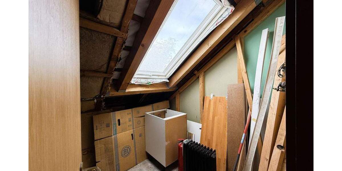 Nürnberg Falkenheim - saniertes Zweifamileinhaus mit Doppelgarage und großem Garten 6 zimmer