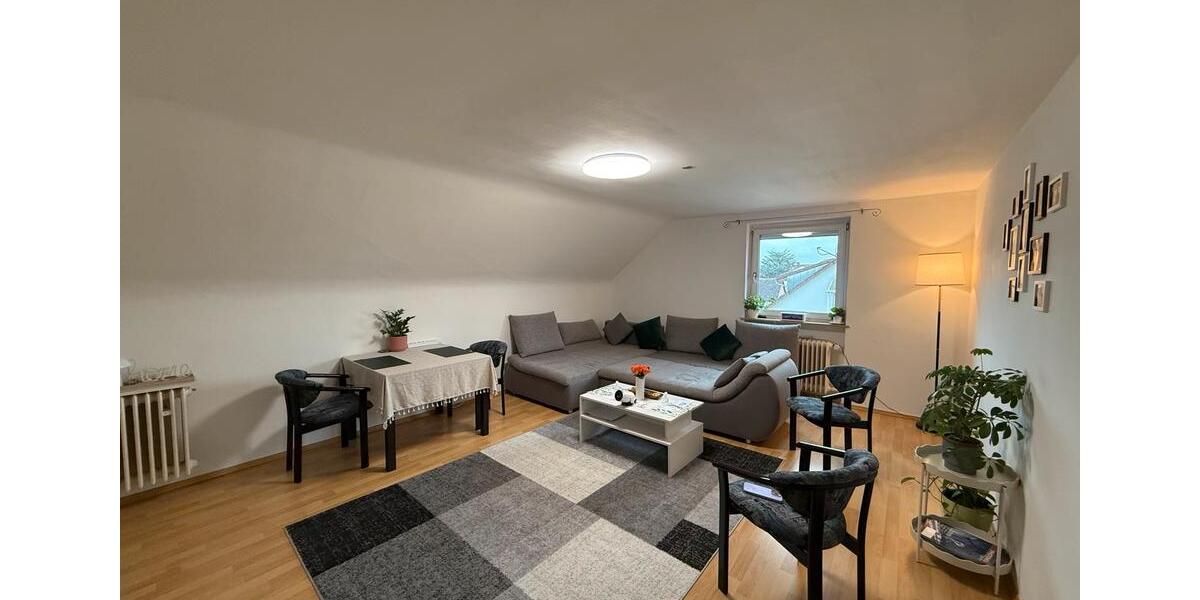 Dachgeschoßwohnung Erlangen Alterlangen - 3 Zimmer, 70 m&sup2;, 820&euro; | Angebot:25720244