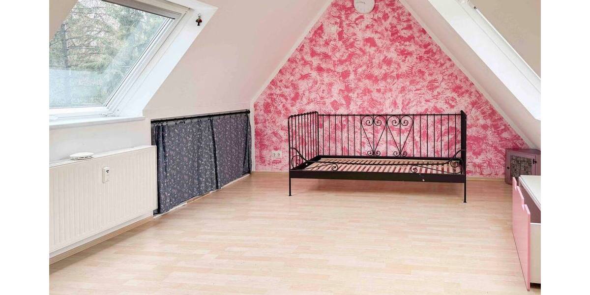 Etagenwohnung Bubenreuth - 5 Zimmer, 107 m&sup2;, 368.000&euro; | Angebot:26093381