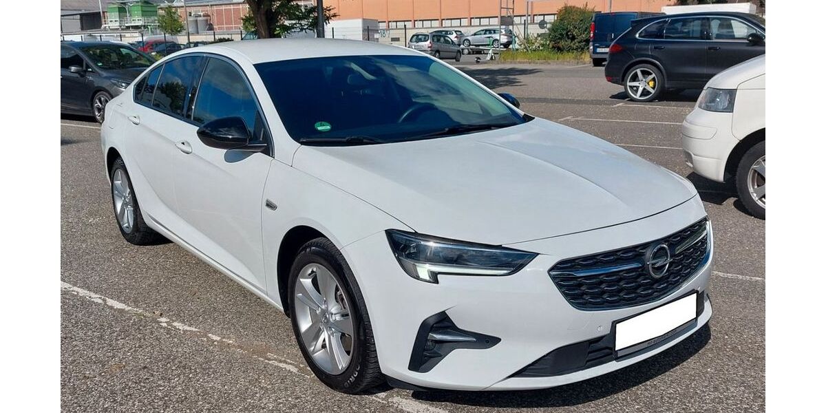 Opel Insignia 62.850 km 16.100 &euro; Nürnberg 90441