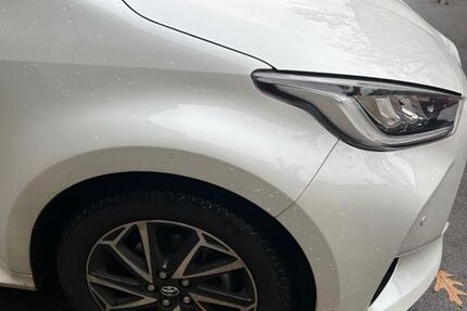 Toyota Yaris 12.990 km 19.500 € Nürnberg 90441