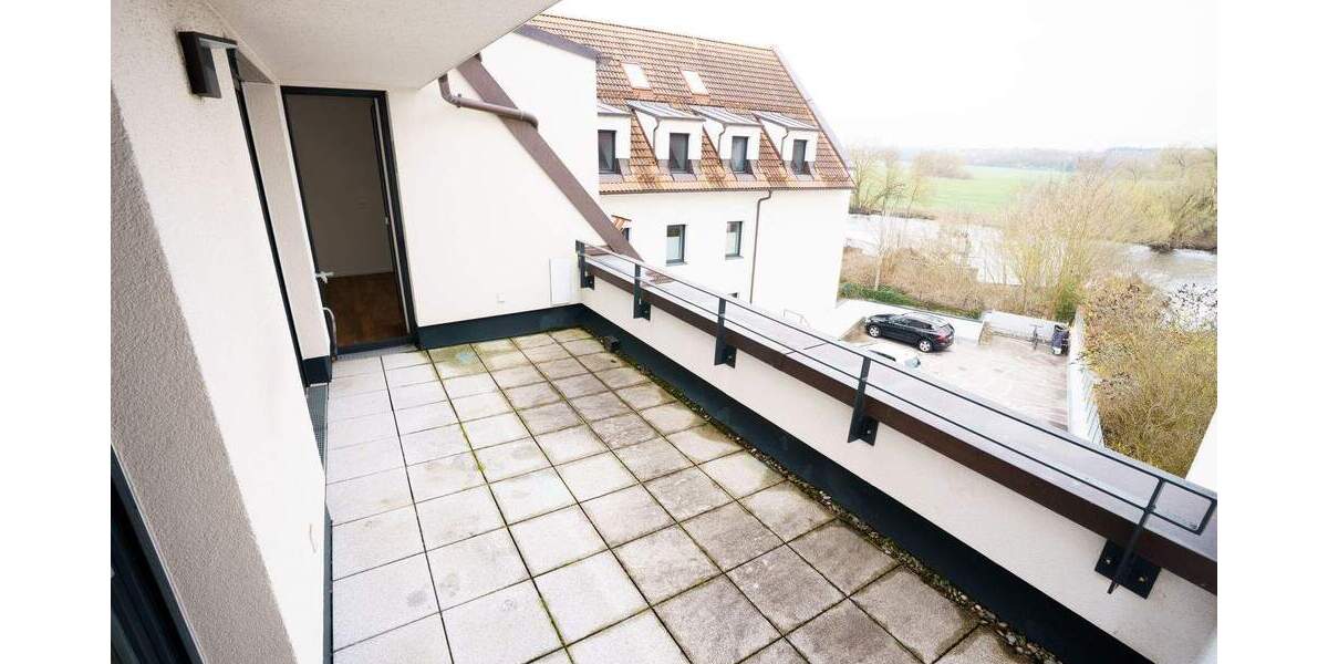 Etagenwohnung Erlangen Bruck - 3 Zimmer, 100 m&sup2;, 1.390&euro; | Angebot:25799717