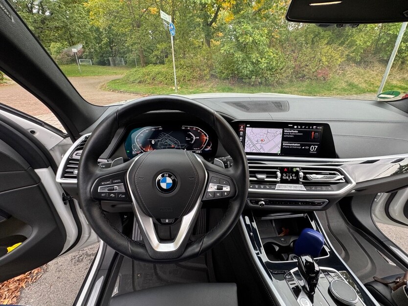 BMW X5 28.471 km 64.500 € Nürnberg 90403