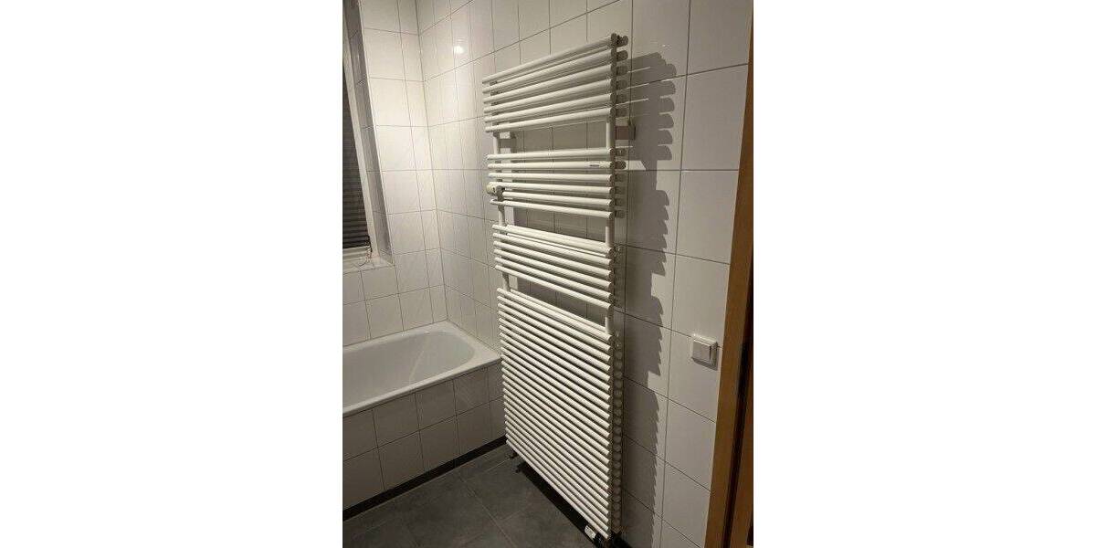Etagenwohnung Erlangen Innenstadt - 2 Zimmer, 76 m&sup2;, 950&euro; | Angebot:26730833