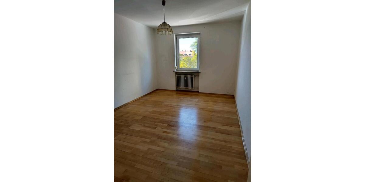 Etagenwohnung Erlangen Am Anger - 3 Zimmer, 81 m&sup2;, 345.000&euro; | Angebot:26415835