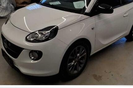 Opel Adam 61.466 km 9.209 &euro; Lauf an der Pegnitz 91207