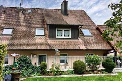 Haus Roßtal - 7 Zimmer, 183 m&sup2;, 555.000&euro; | Angebot:25676921