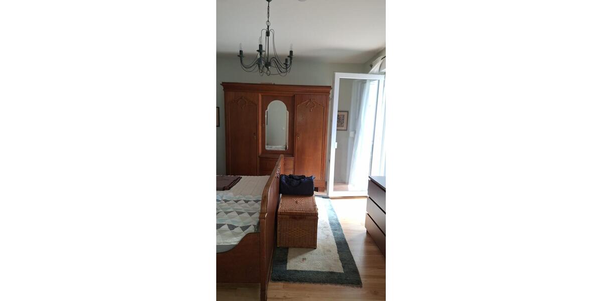 Hochparterre Eckental - 3 Zimmer, 108 m&sup2;, 1.200&euro; | Angebot:25374315