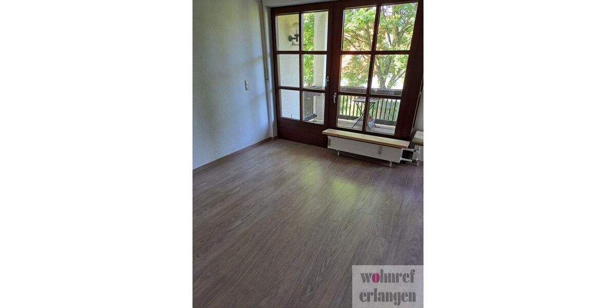 Etagenwohnung Buckenhof - 4 Zimmer, 93 m&sup2;, 1.250&euro; | Angebot:25153122
