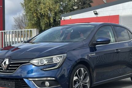 Renault Megane 121.500 km 9.990 € Nürnberg 90431