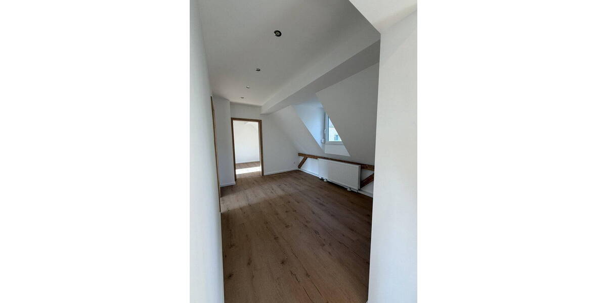 Etagenwohnung Nürnberg Rechenberg - 5 Zimmer, 89 m&sup2;, 1.250&euro; | Angebot:25996830