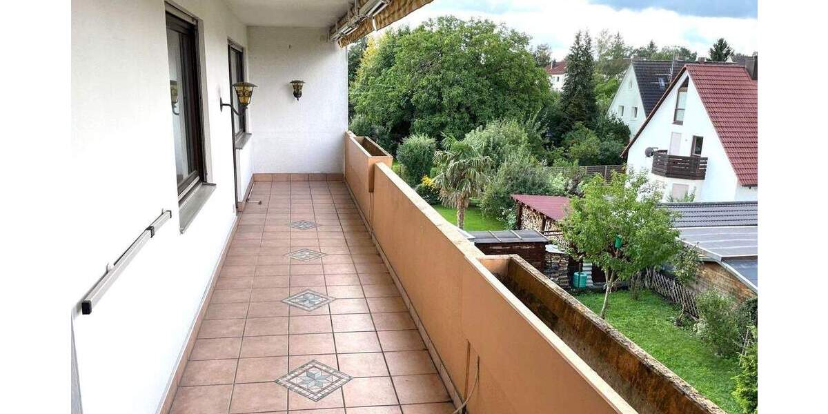 Etagenwohnung Nürnberg Altenfurt - 4 Zimmer, 100 m&sup2;, 1.100&euro; | Angebot:25111826