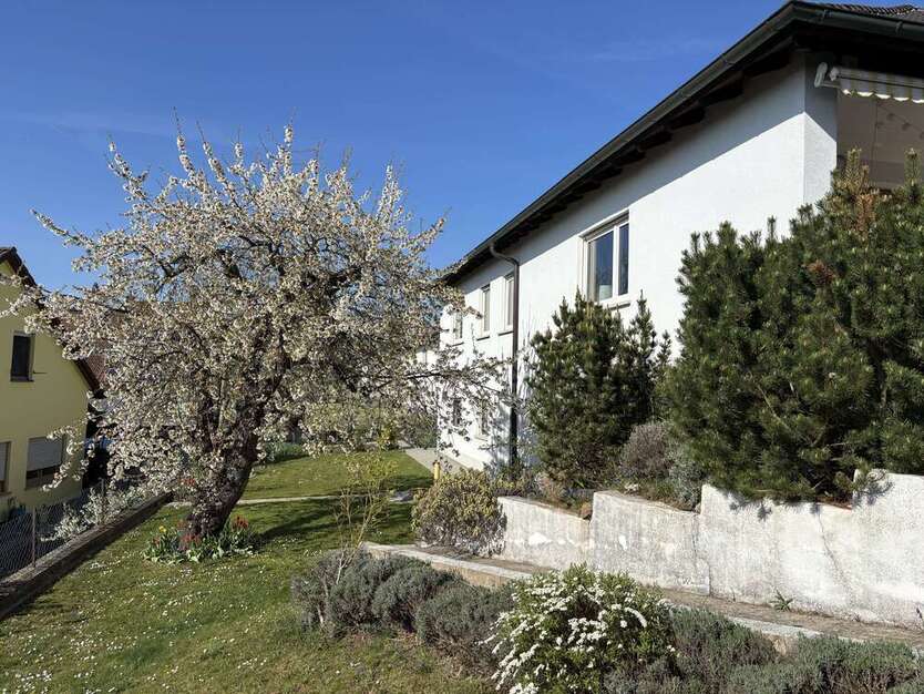 Haus zum Kaufen in Herzogenaurach 960.000 € 323 m²