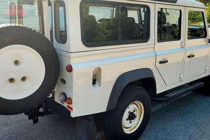 Land Rover Defender 110.042 km 39.900 € Erlangen 91054