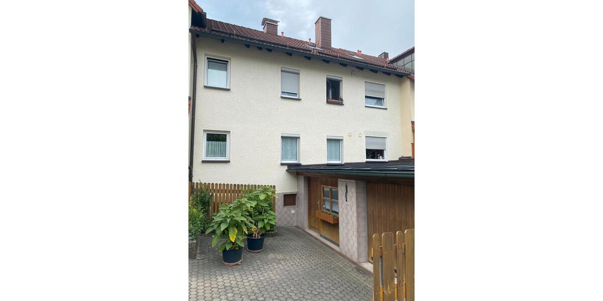 Mehrfamilienhaus, Wohnhaus Wendelstein - 8 Zimmer, 175 m&sup2;, 430.000&euro; | Angebot:27007112