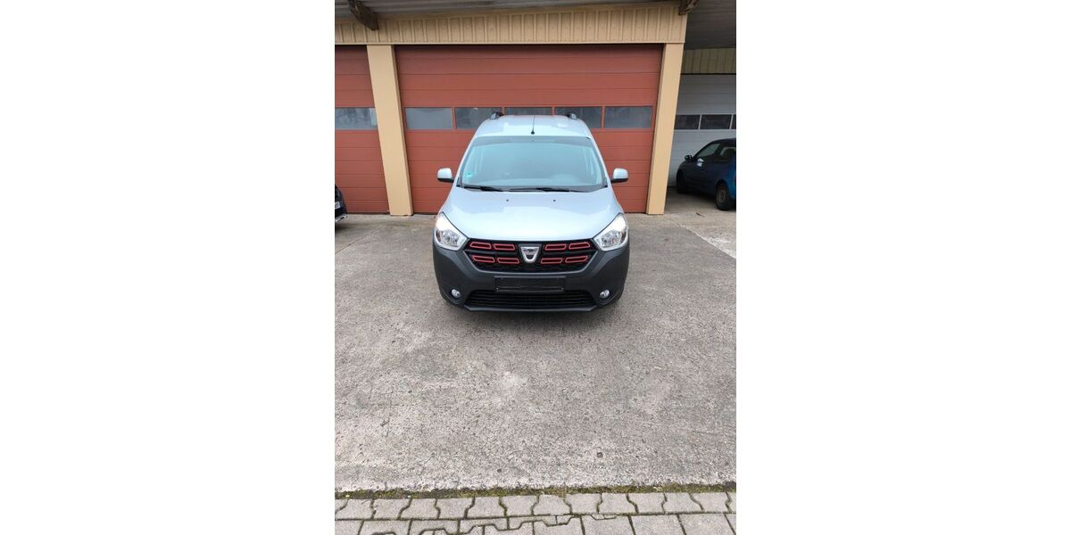Dacia Dokker 181.498 km 7.200 &euro; Stein 90547