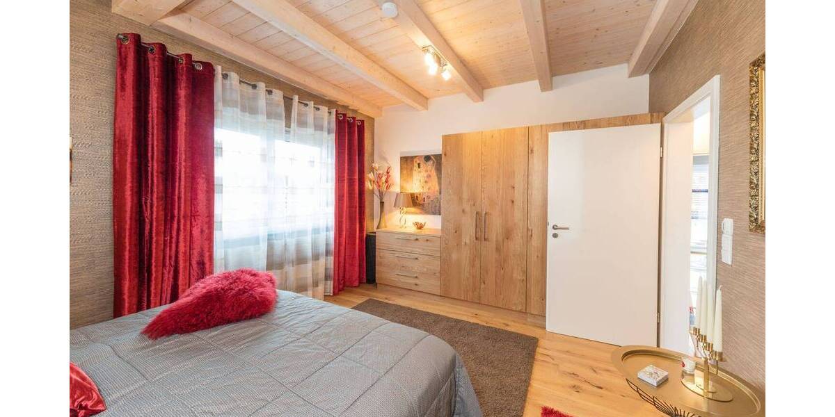 Doppelhaushälfte Oberreichenbach - 6 Zimmer, 649.000&euro; | Angebot:26401392