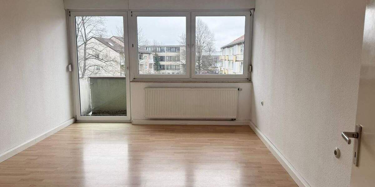 Etagenwohnung Nürnberg Schweinau - 3 Zimmer, 65 m&sup2;, 630&euro; | Angebot:25814947