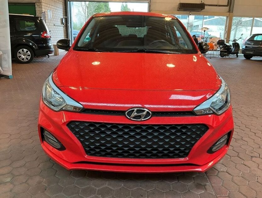 Hyundai i20 22.200 km 13.600 € Nürnberg 90431