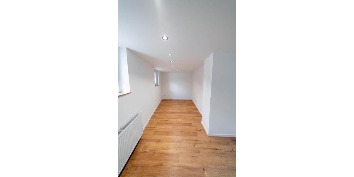Etagenwohnung Fürth Bislohe - 4 Zimmer, 116 m&sup2;, 1.750&euro; | Angebot:26381876