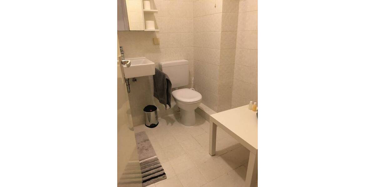 Etagenwohnung Fürth Innenstadt - 2 Zimmer, 75 m&sup2;, 500&euro; | Angebot:26904127