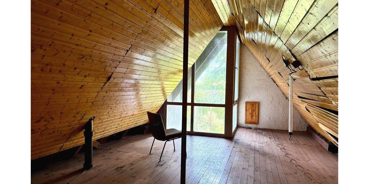 Ruhiges Wohnen in gewachsener Wohngegend...Wohnen u. Arbeiten in ER-Tennenlohe 7 zimmer