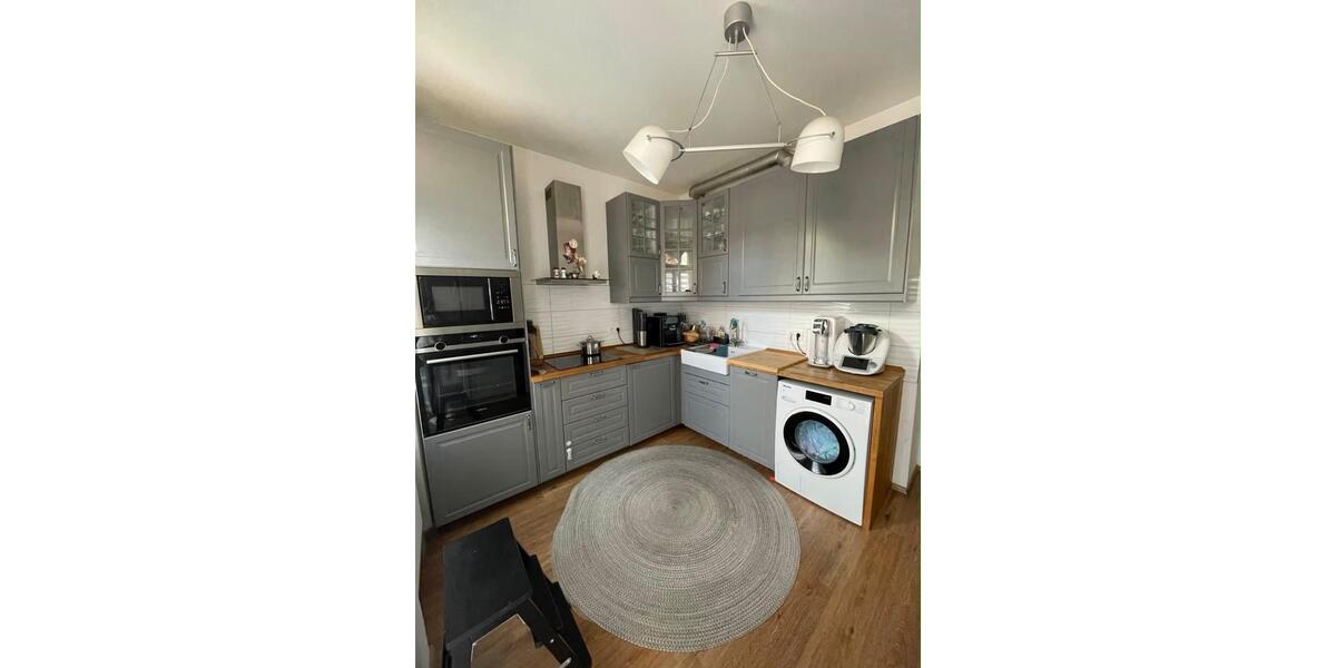 Etagenwohnung Nürnberg Gleißhammer - 3 Zimmer, 84 m&sup2;, 1.350&euro; | Angebot:27570690