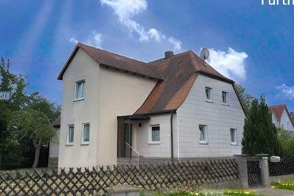 Haus Roßtal Weitersdorf - 9 Zimmer, 187 m&sup2;, 349.000&euro; | Angebot:25211193