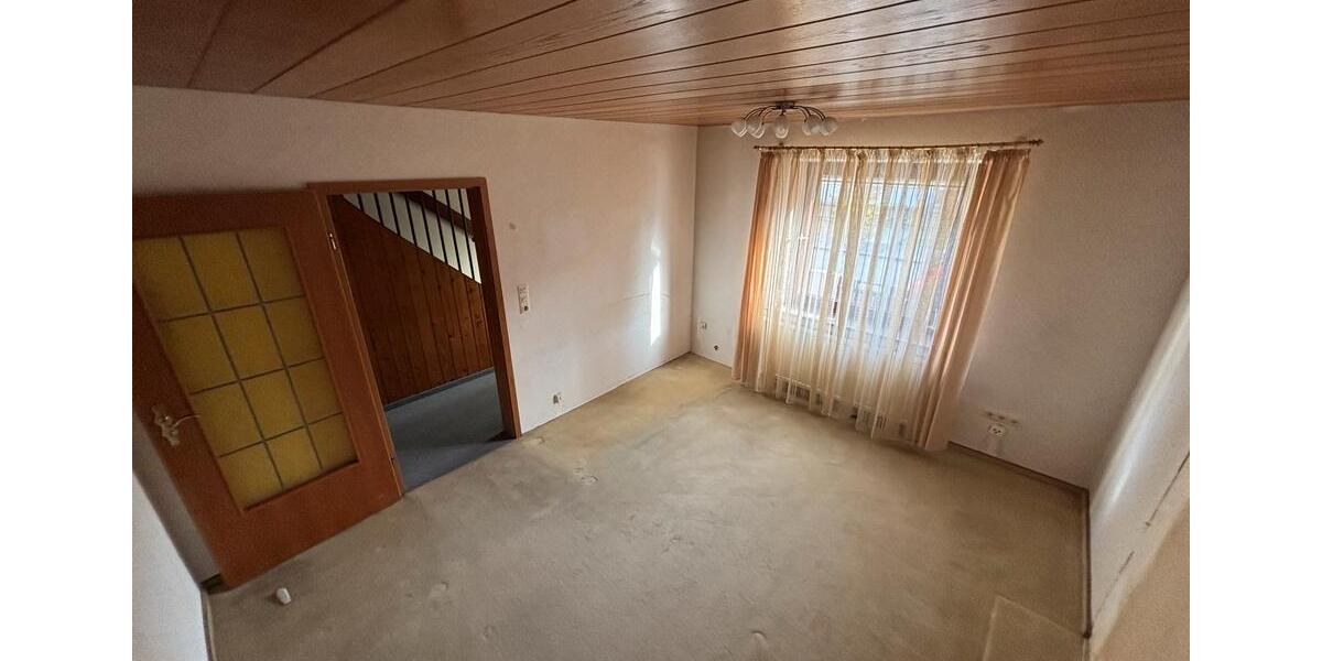 Doppelhaushälfte Nürnberg Herrnhütte - 1 Zimmer, 9 m&sup2;, 1.650&euro; | Angebot:26102329