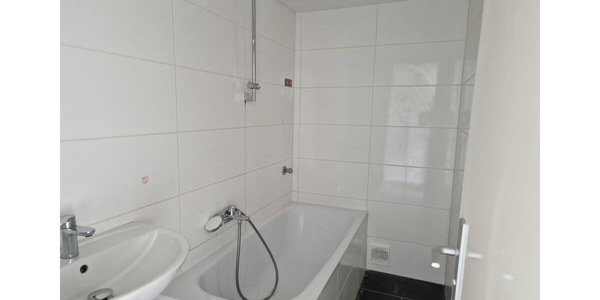 Etagenwohnung Nürnberg Hasenbuck - 3 Zimmer, 71 m&sup2;, 672&euro; | Angebot:25570553
