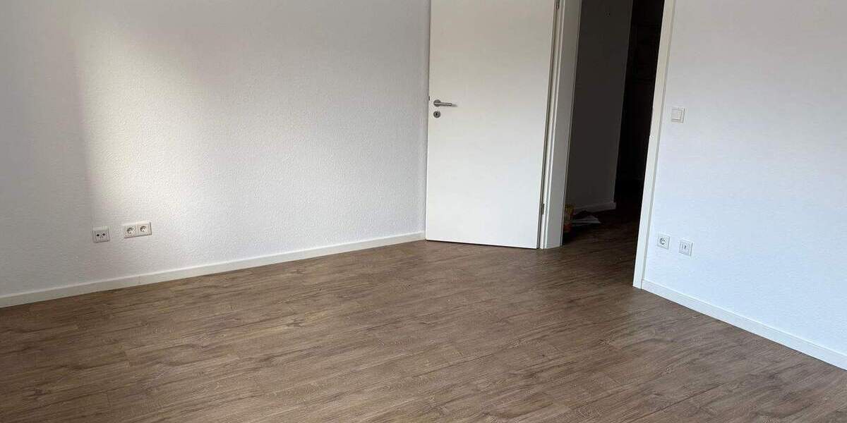 Gepflegte und großzügige 2-Zimmer-Wohnung mit Balkon in Röthenbach a.d. Pegnitz 2 zimmer