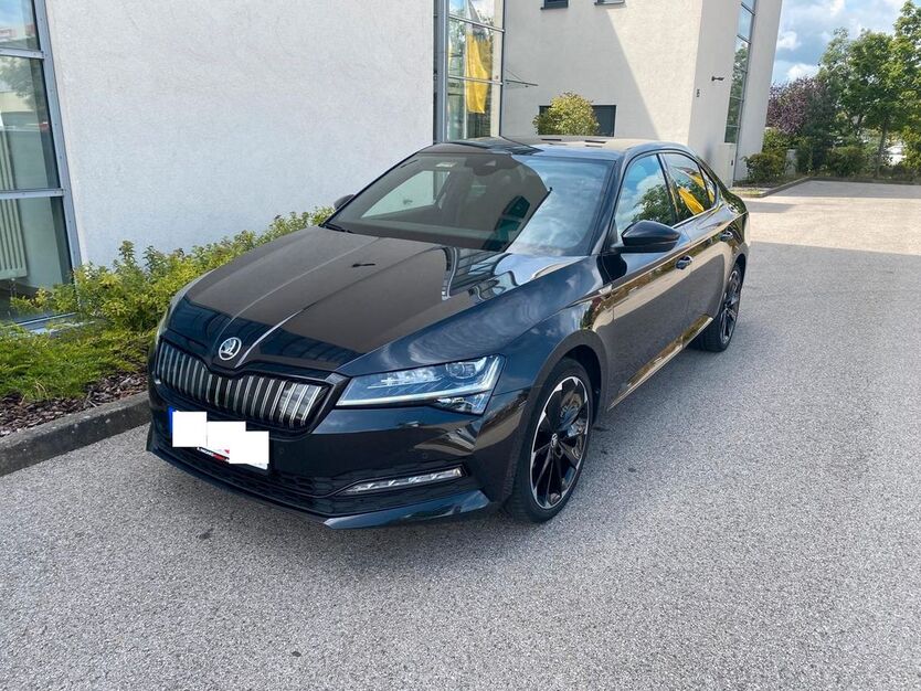 Skoda Superb 92.000 km 26.290 € Nürnberg 90431
