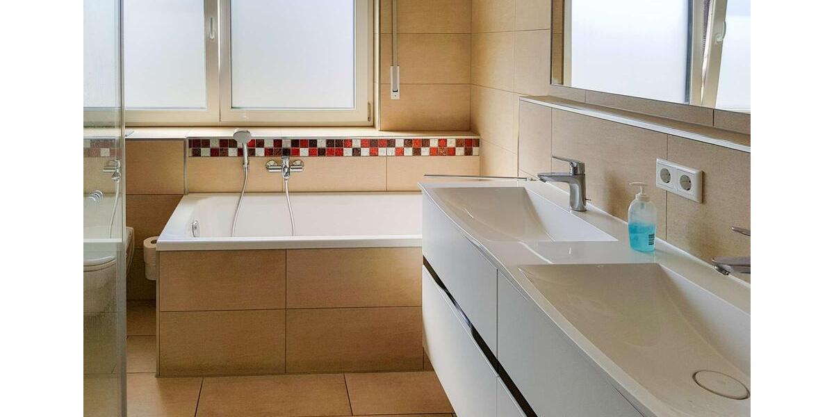 Einfamilienhaus Nürnberg Erlenstegen - 4 Zimmer, 118 m&sup2;, 1.730&euro; | Angebot:25111652